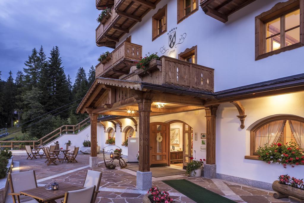 Hotel Chalet Del Sogno Madonna di Campiglio Ngoại thất bức ảnh