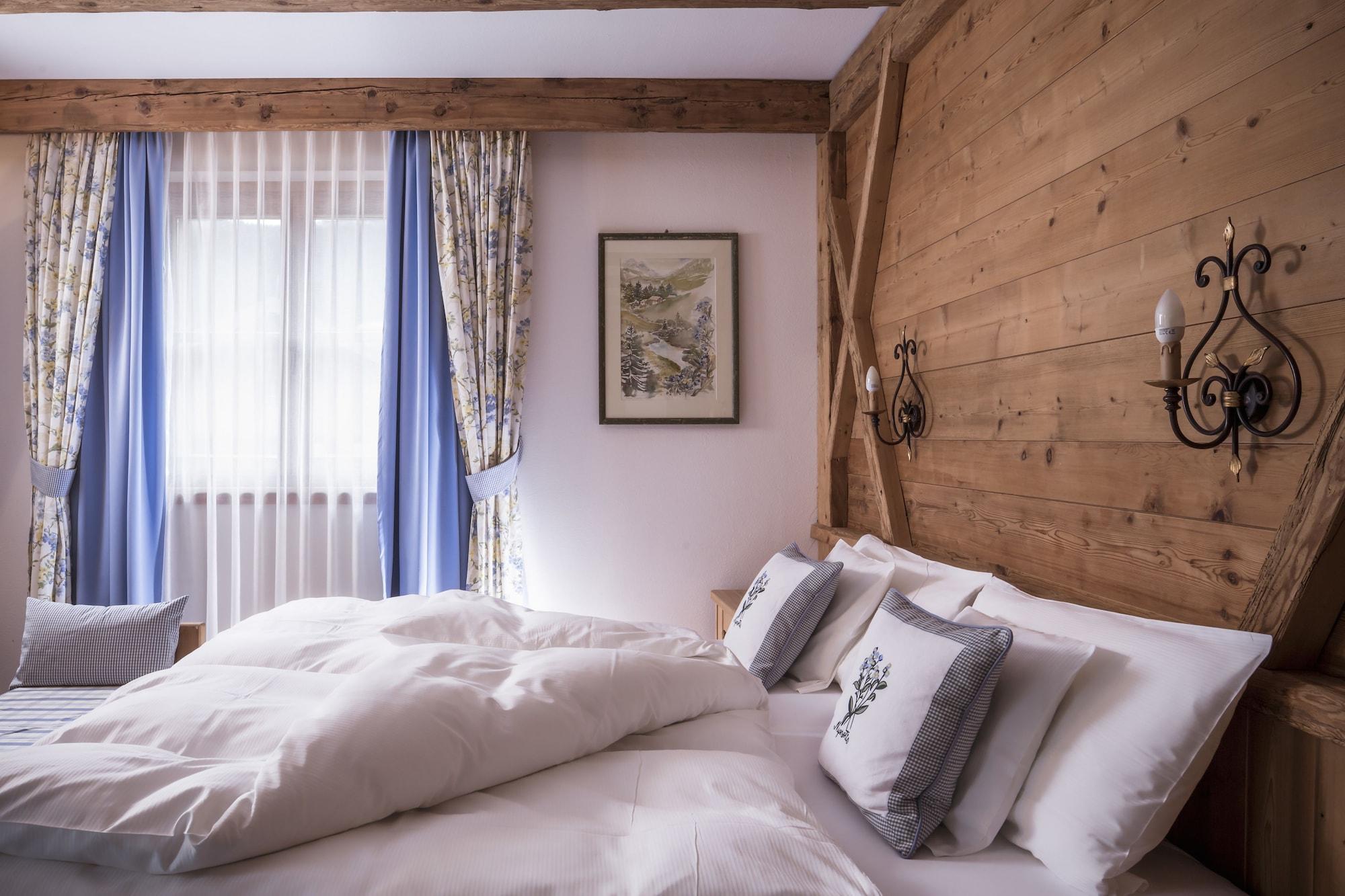 Hotel Chalet Del Sogno Madonna di Campiglio Ngoại thất bức ảnh